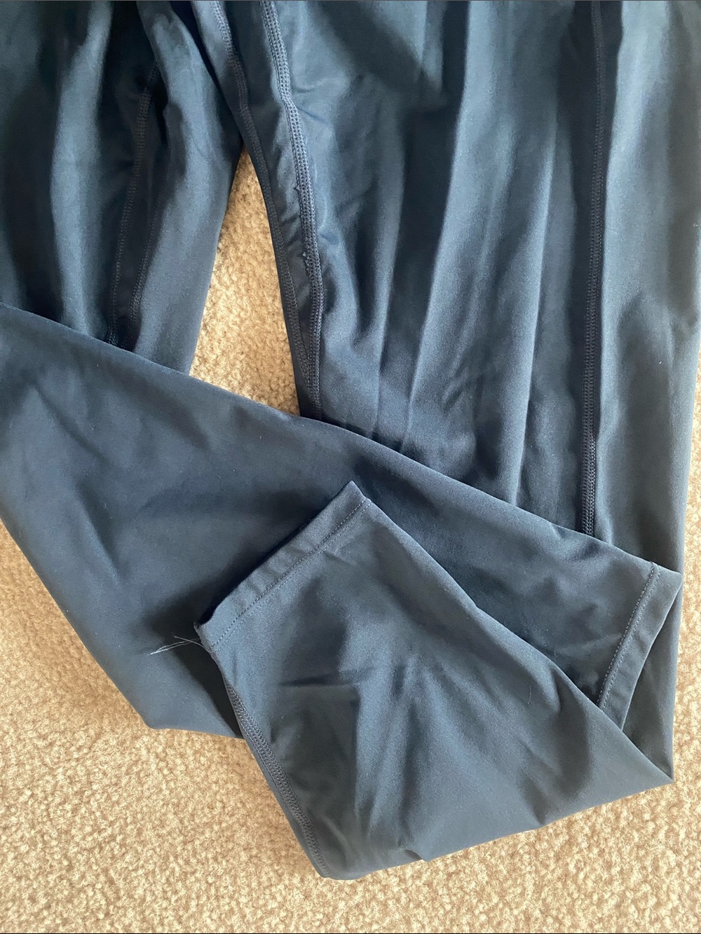 1X. 7/8 HALARA TUMMY CONTROL BUTT LIFTING RUCHED SHAPING LEGGINGS
(DEFECT) - Picture 7 of 12